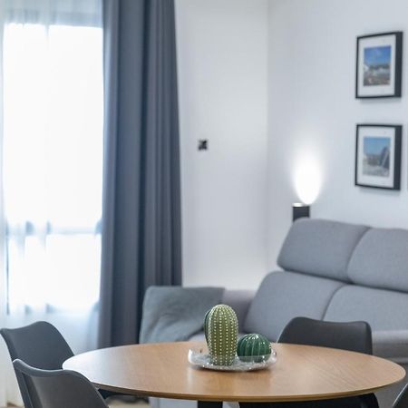 Travel Habitat La Marina Real Apartman Valencia Kültér fotó