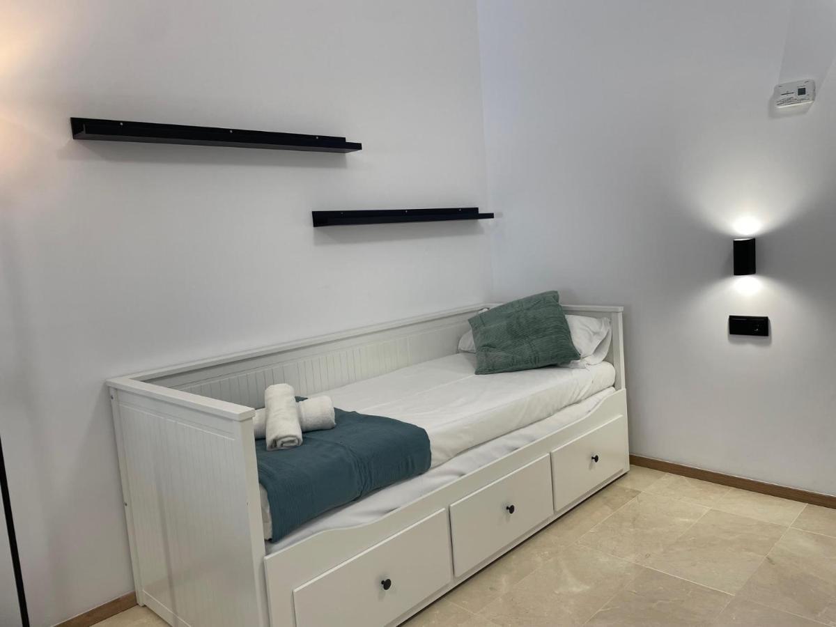 Travel Habitat La Marina Real Apartman Valencia Kültér fotó