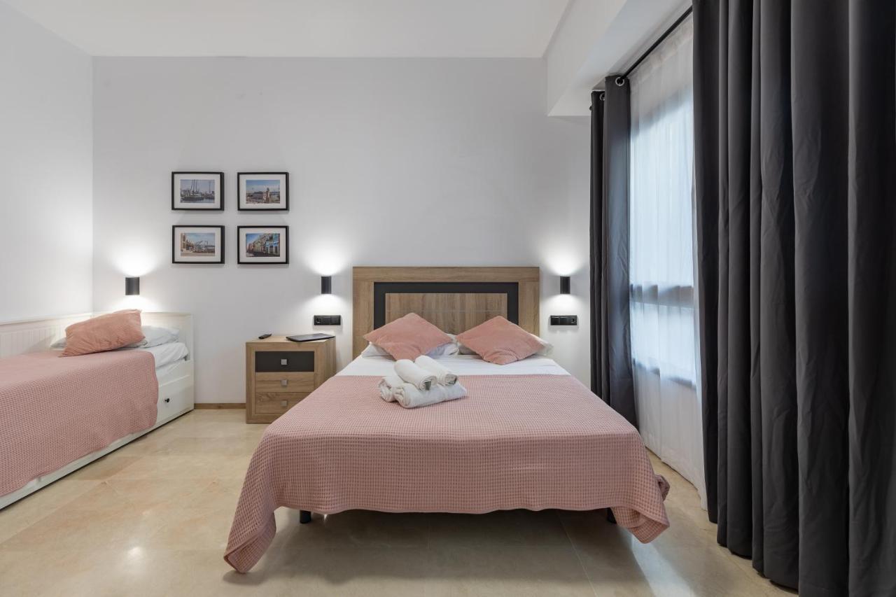 Travel Habitat La Marina Real Apartman Valencia Kültér fotó
